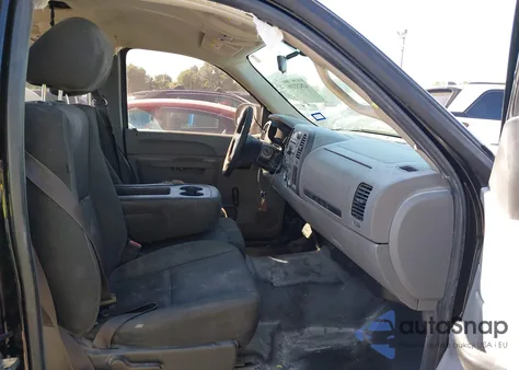 2013 Chevrolet Silverado Work Truck z USA, uszkodzony, nr VIN 1GCRCPEX4DZ158467